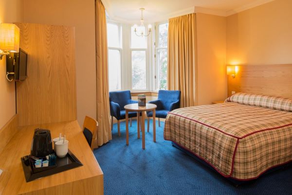 Relax in this comfortable ensuite double bedroom at the Loch Awe Hotel